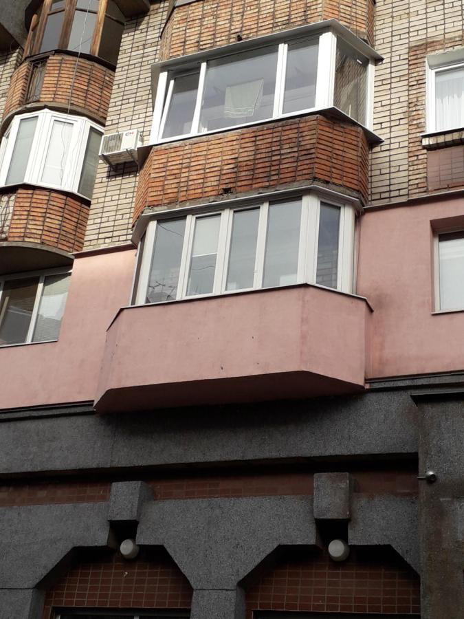 Апартаменты На Проспекте Почтовый Kryvy Rih Buitenkant foto